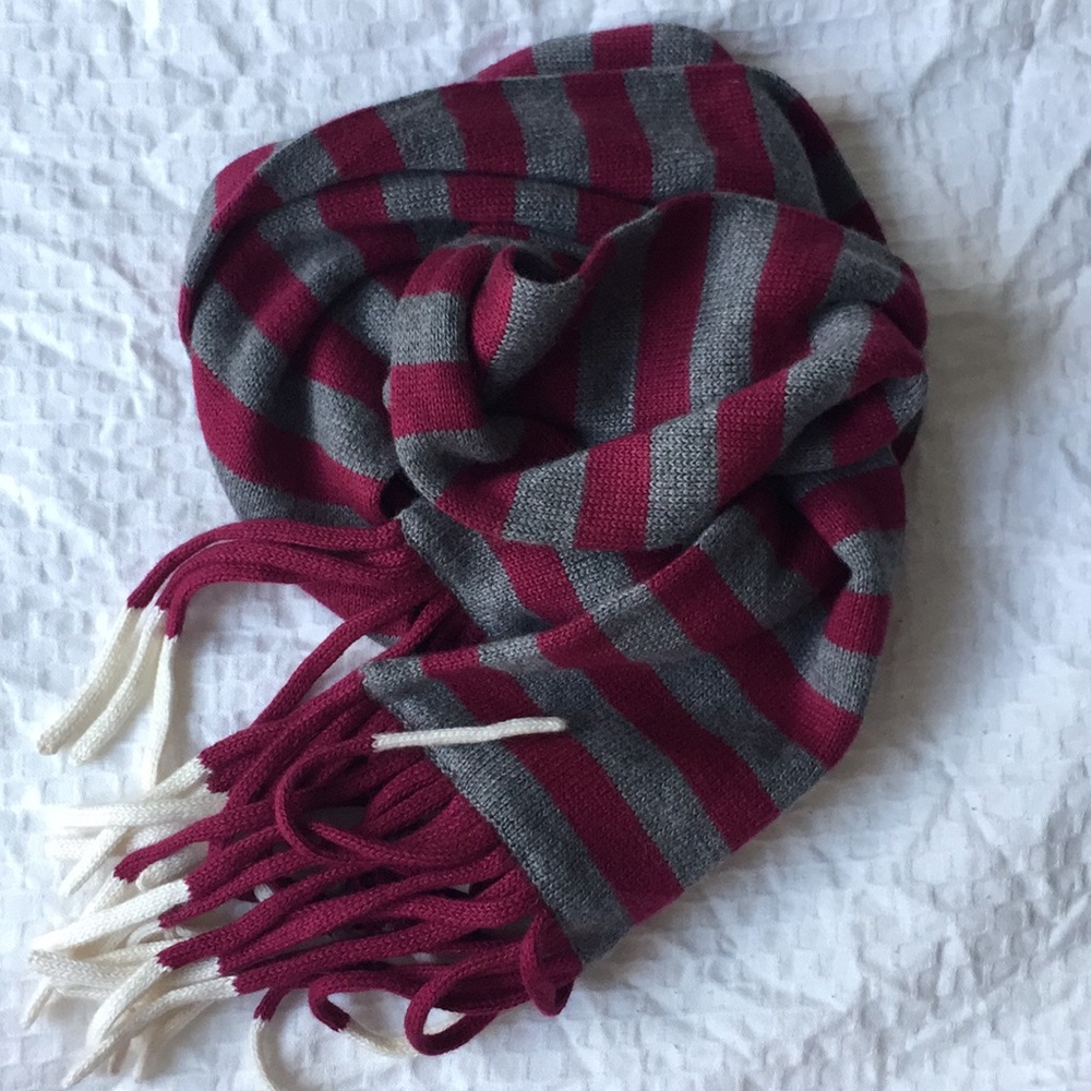 Stripes scarf maroon and gray